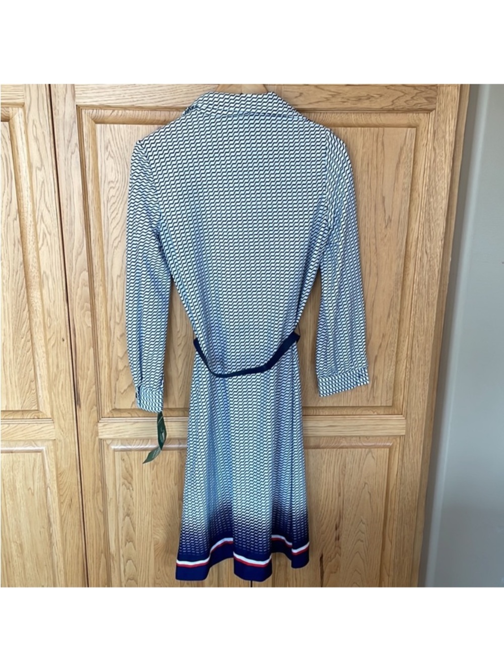 NWT Vintage Geometric Dress Blue/White/Red Various Sizes - Picture 5 of 6